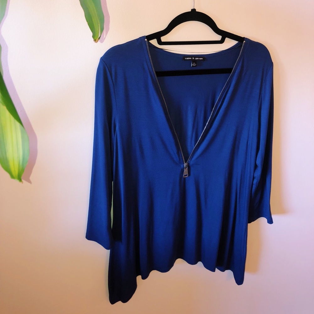 Midi Sleeve Blouse with Front Zipper